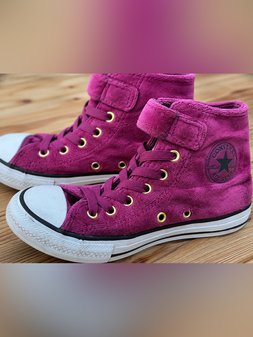 Converse Chuck Taylor All Star Youth 2.5 Purple Velvety Canvas High Tops EUC